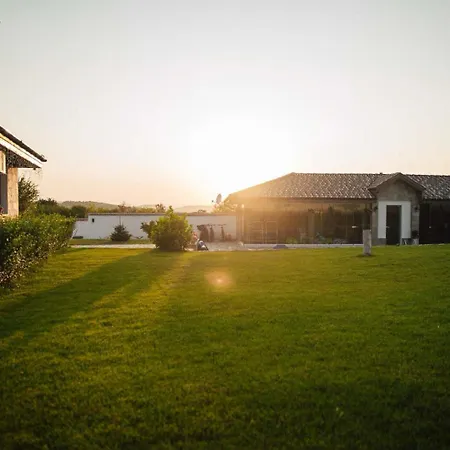 Oak Pearl 別荘 Duben