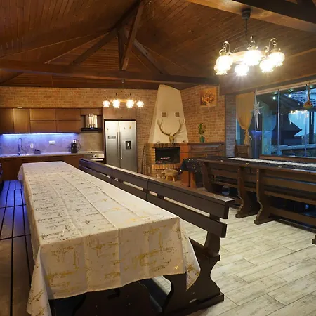 Oak Pearl Dom wakacyjny Duben