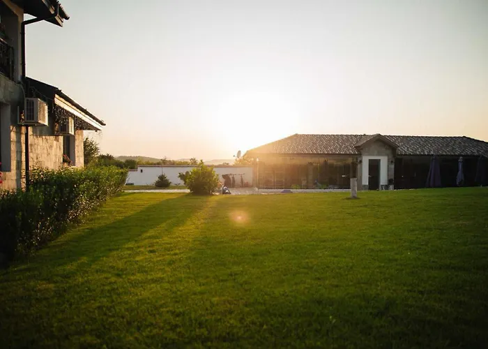 Oak Pearl Semesterbostad Duben