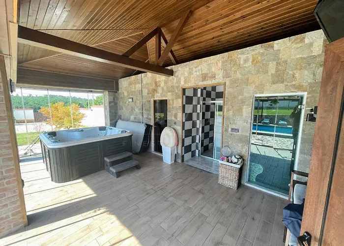 Oak Pearl Dom wakacyjny *